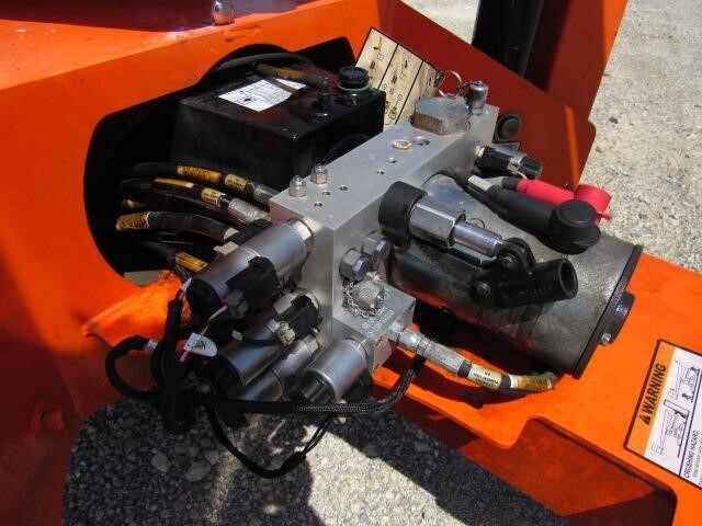 2019 JLG T500J-21
