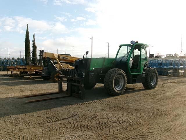 2017 JLG 1644