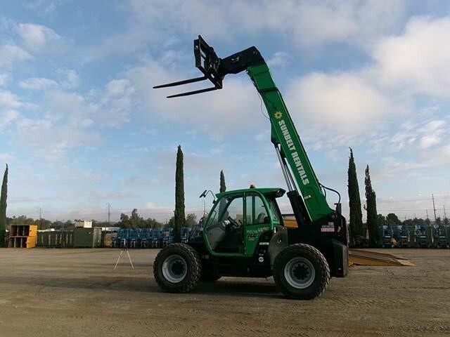 2017 JLG 1644-18