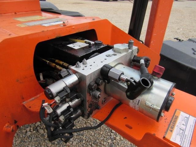 2019 JLG T350-21