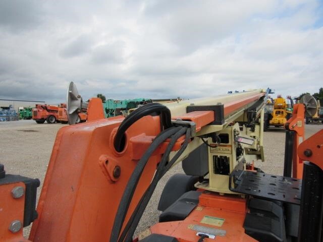 2019 JLG T350-14