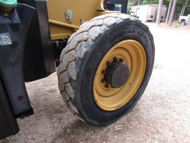 2014 CAT TL943C-8