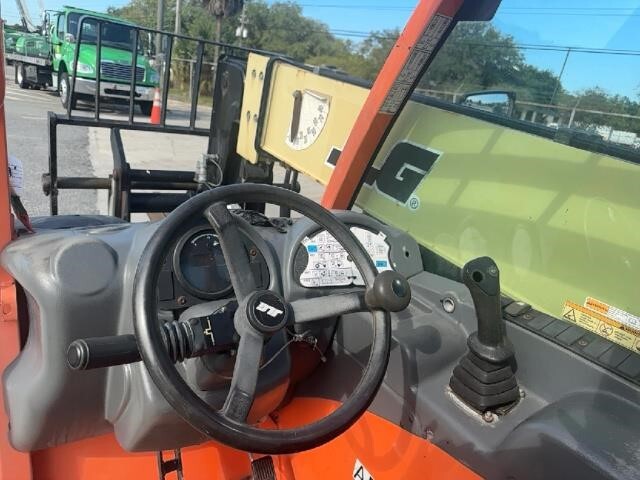 2017 JLG G5-18A-22