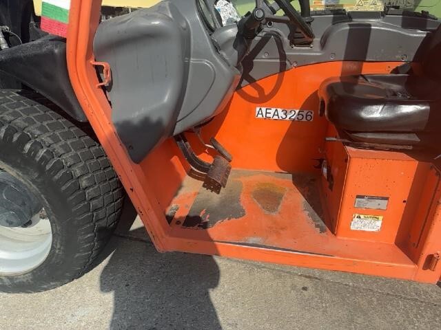 2017 JLG G5-18A-27