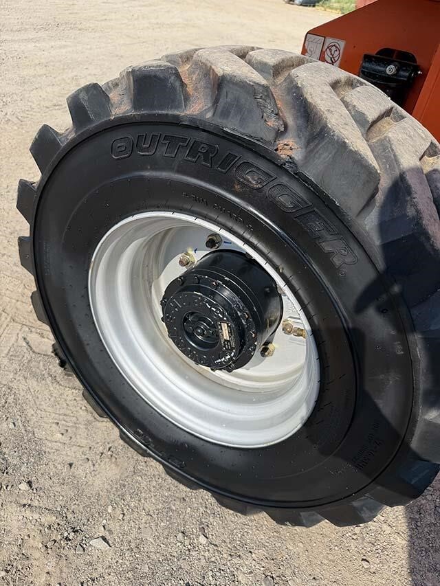 2021 JLG 460SJ-12