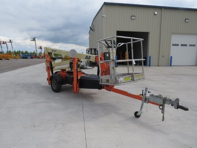 2019 JLG T350-4