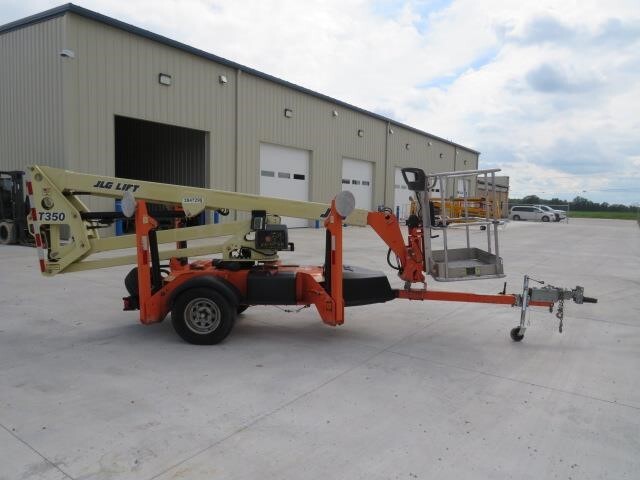 2019 JLG T350-5