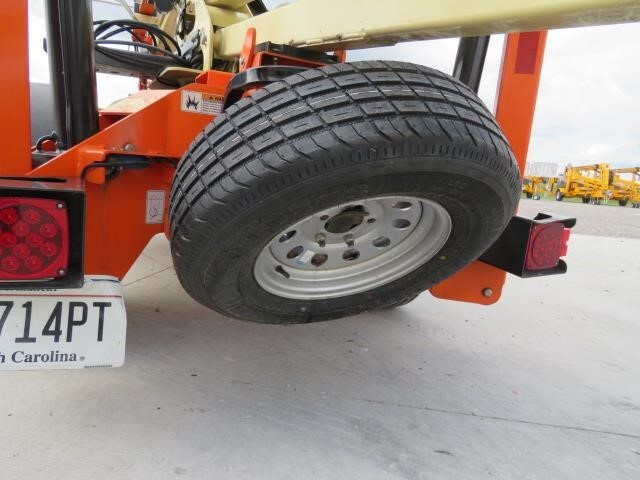2019 JLG T350-10