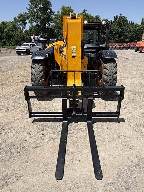 2019 JCB 507-42-12
