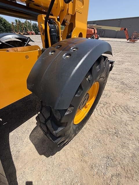 2019 JCB 507-42-18