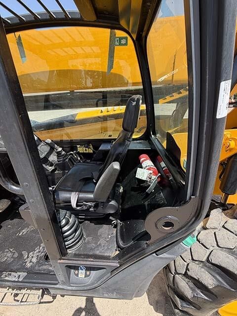 2019 JCB 507-42-39