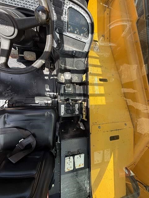 2019 JCB 507-42-44