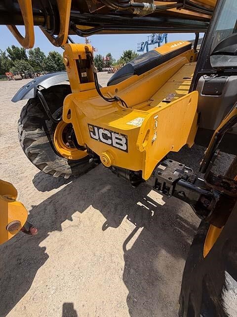 2019 JCB 507-42-46