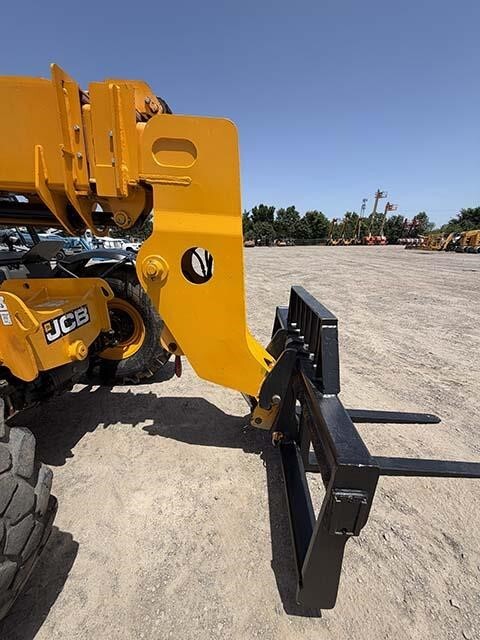 2019 JCB 507-42-49