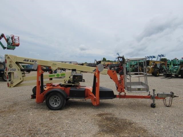 2019 JLG T350-5