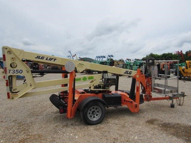 2019 JLG T350-6