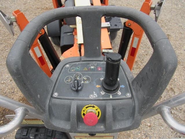 2019 JLG T350-11