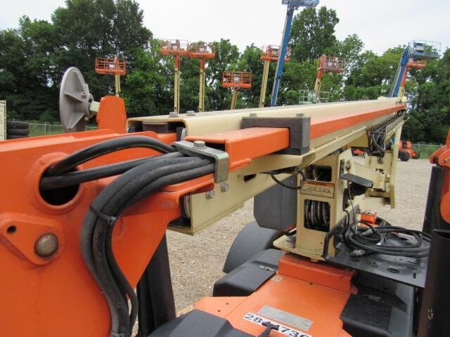 2019 JLG T350-14