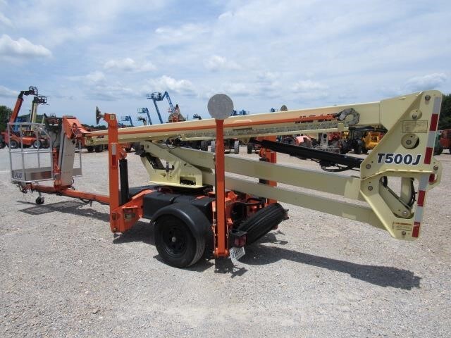 2019 JLG T500J-8
