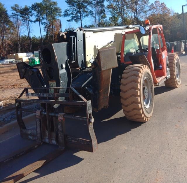 2017 JLG 1255
