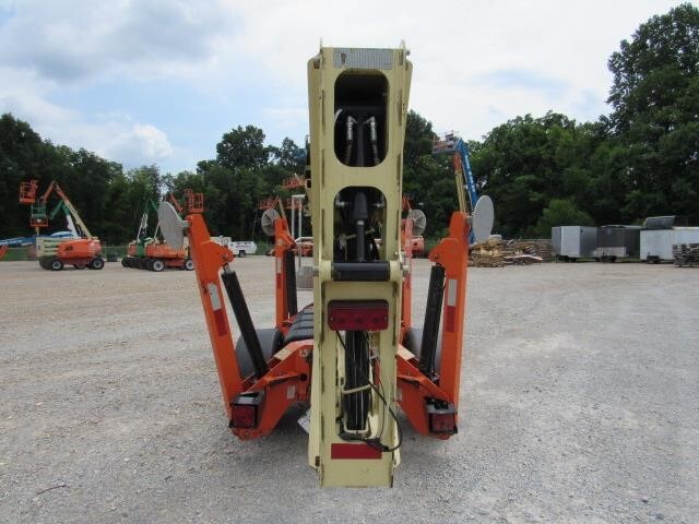 2020 JLG T350-7