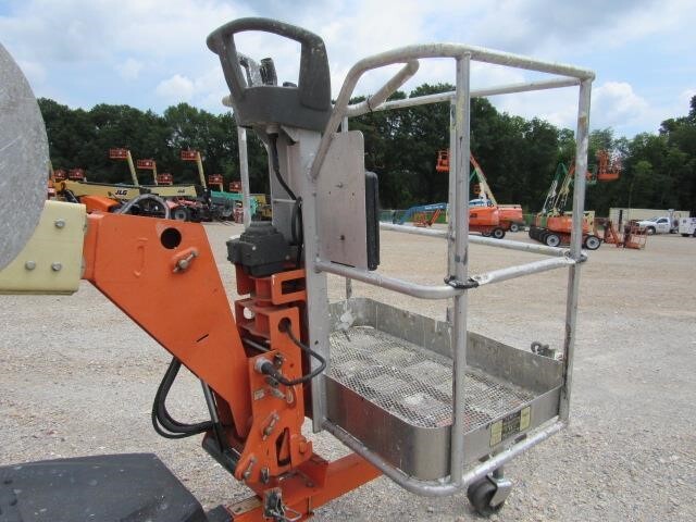 2020 JLG T350-12