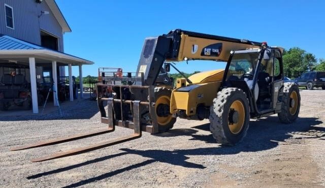 2019 CAT TL943D