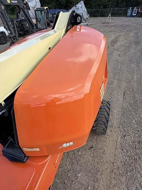 2021 JLG 460SJ-42