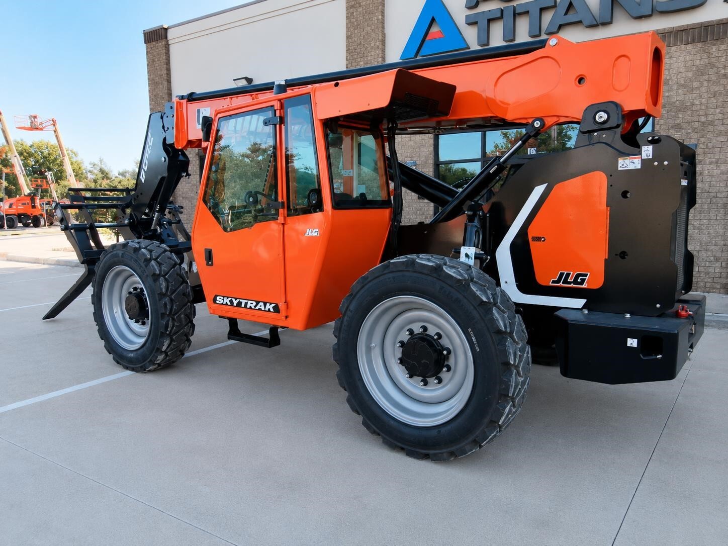 2026 SkyTrak 8042-8