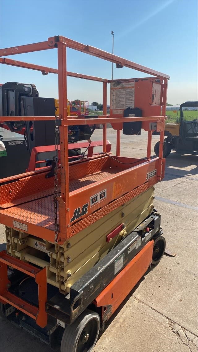 2020 JLG 1932R