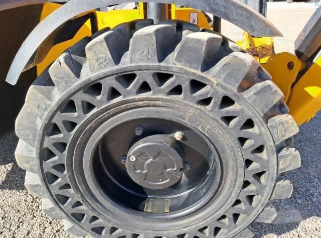 2023 JCB 510-56-12