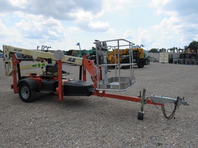 2019 JLG T350-4