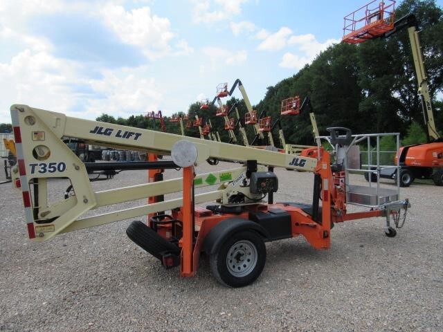 2019 JLG T350-6