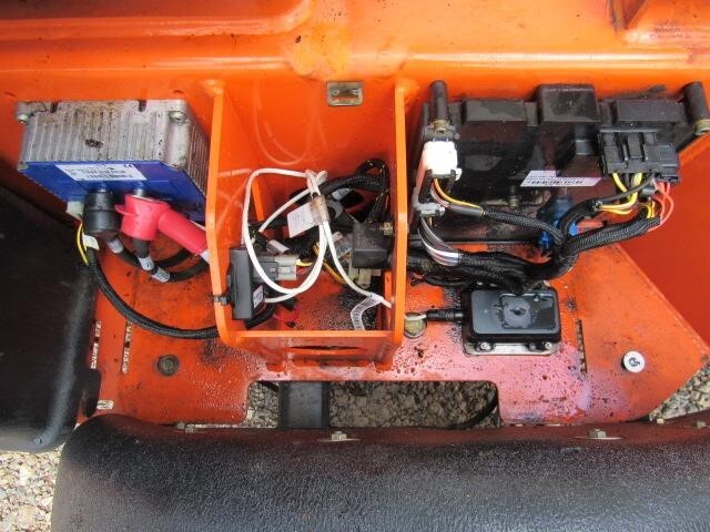2019 JLG T350-19