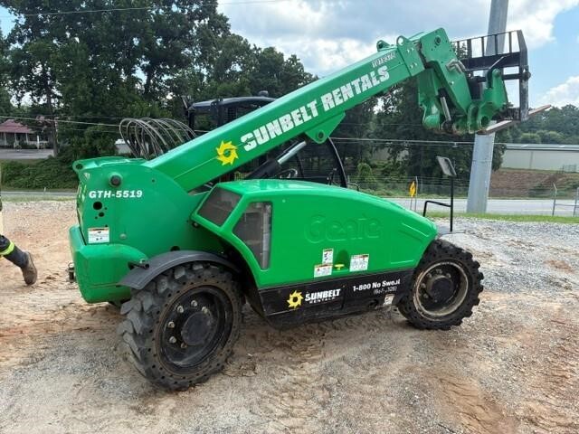 2017 Genie GTH-5519-3