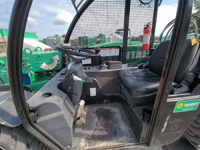 2017 Genie GTH-5519-18