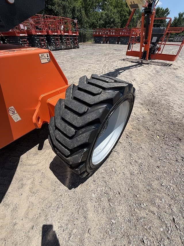 2021 JLG 660SJ-15