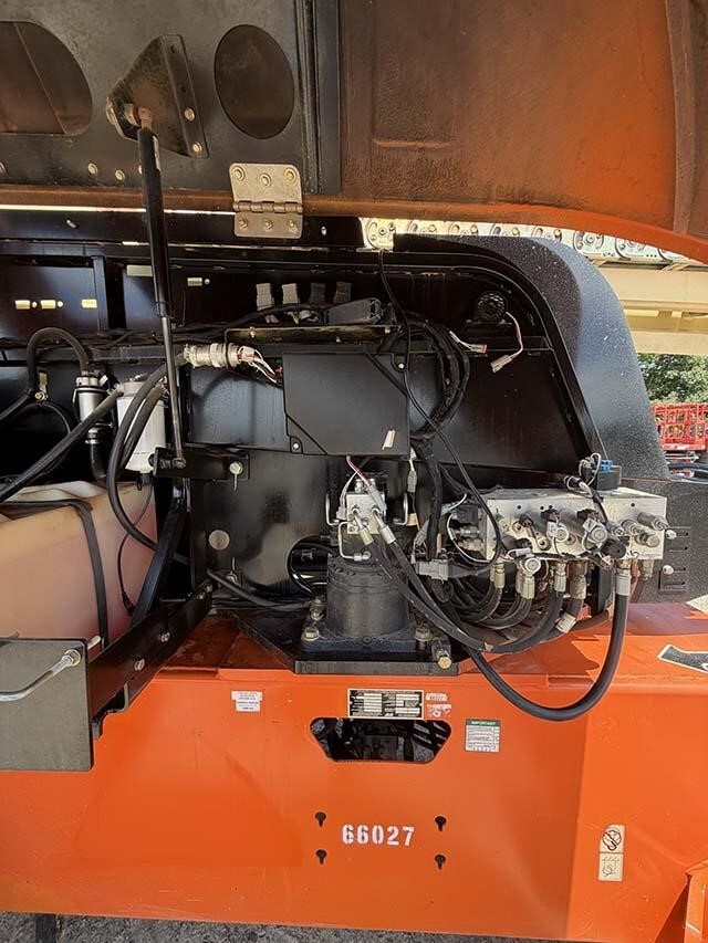 2021 JLG 660SJ-24