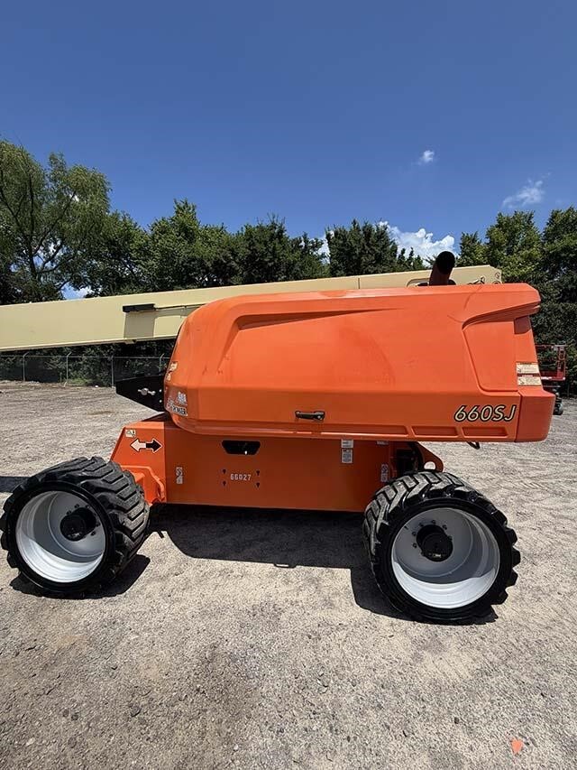 2021 JLG 660SJ-33