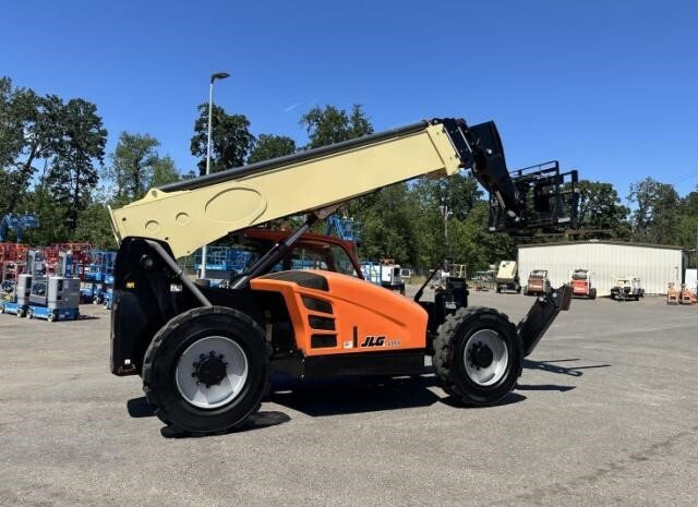 2020 JLG 1055-2