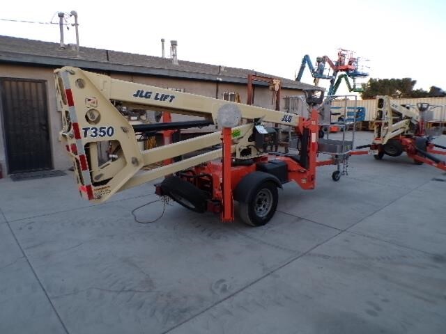 2019 JLG T350-3