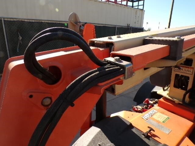 2019 JLG T350-11