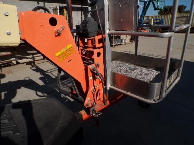 2019 JLG T350-14