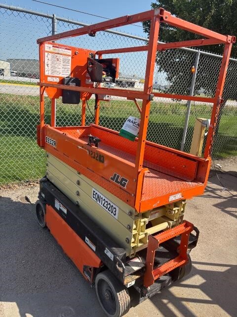 2020 JLG 1932R-4