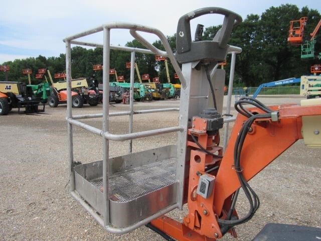 2019 JLG T350-13