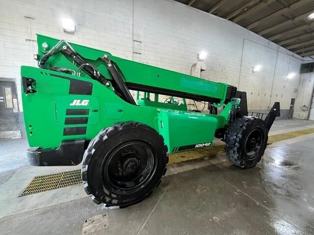 2019 SkyTrak 10042-5