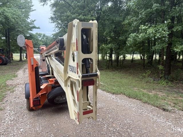 2019 JLG T500J-4