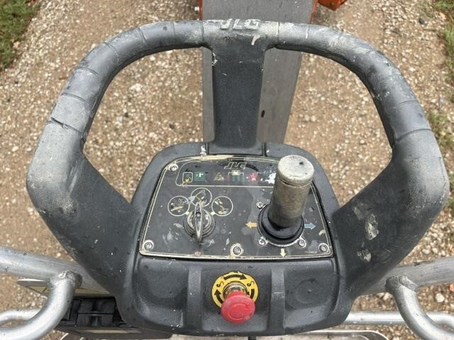 2019 JLG T500J-8