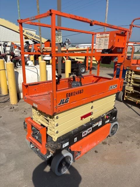 2020 JLG 1932R-3