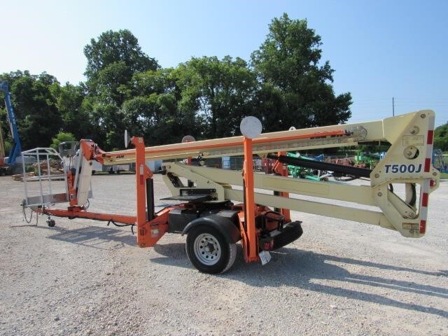 2018 JLG T500J-8